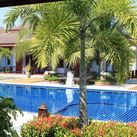 Waterside Resort Pran Buri Esterno foto