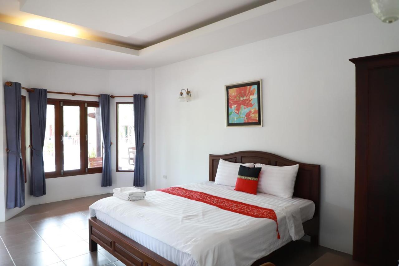 Waterside Resort Pran Buri Esterno foto