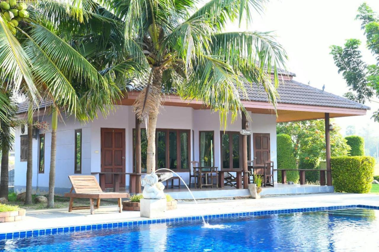 Waterside Resort Pran Buri Esterno foto