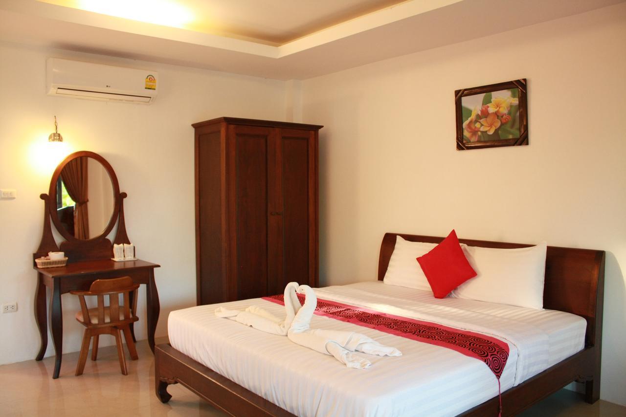 Waterside Resort Pran Buri Esterno foto