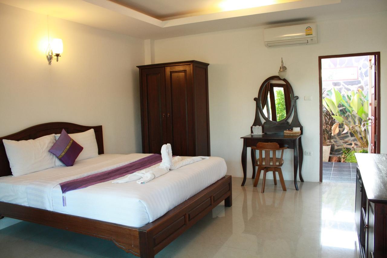 Waterside Resort Pran Buri Esterno foto